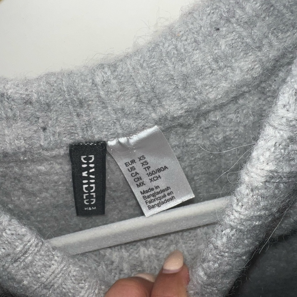 Gray sweatshirt, long sleeve, xs, h&m